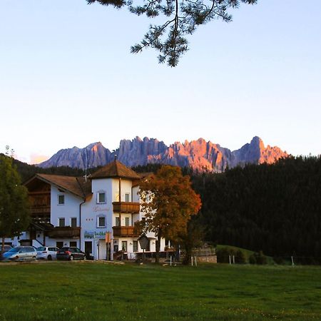 Hotel Landgasthof Laerchenwald Collepietra  Buitenkant foto