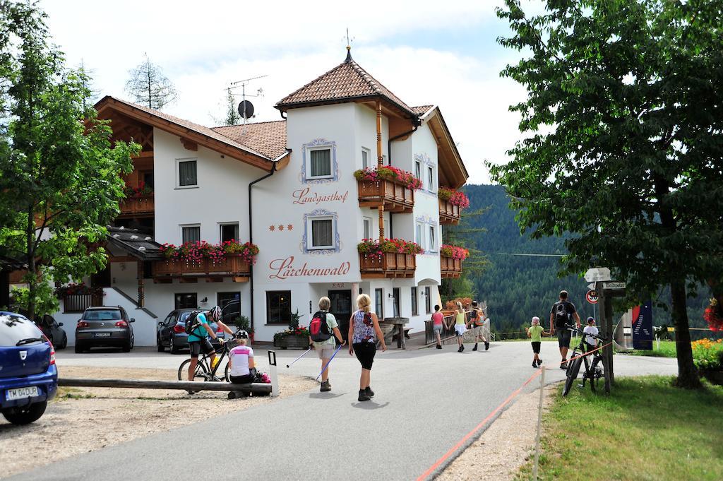 Hotel Landgasthof Laerchenwald Collepietra  Buitenkant foto
